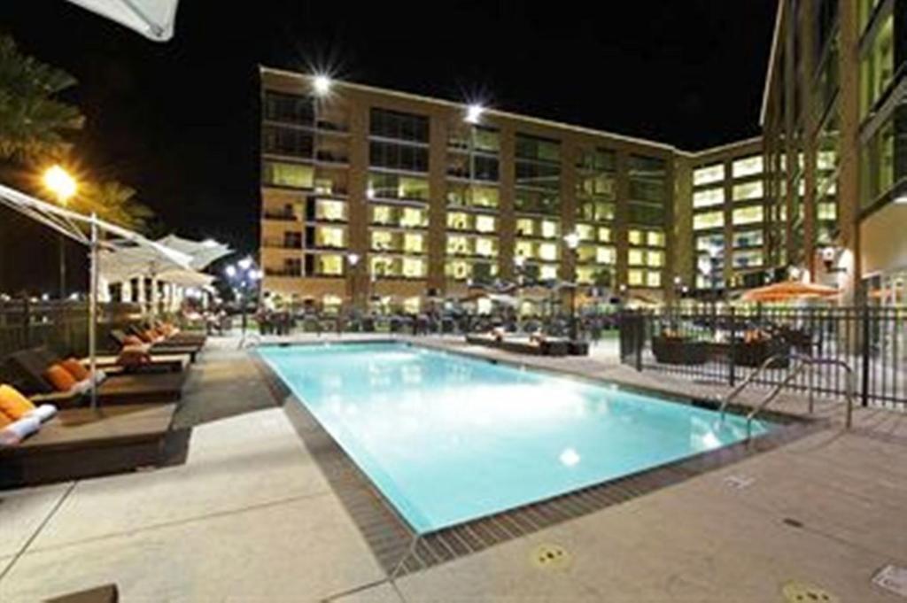 University Plaza Waterfront Hotel Stockton Exterior photo